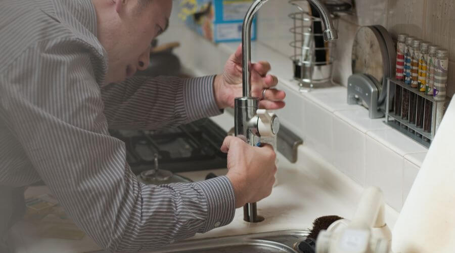 Professional sink repair in Fair Oaks, IN